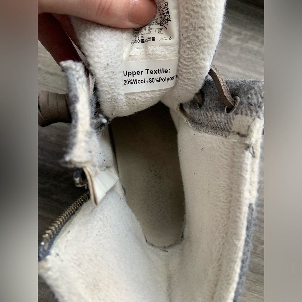 Sperry Grey Plaid Winter Booties - Picture 2 of 13